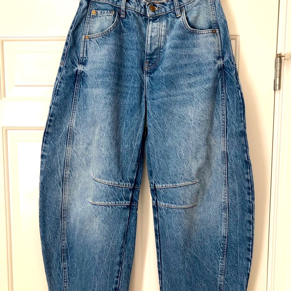 Free People Good Luck Mid-Rise Barrel Jeans in Ultra Light Beam